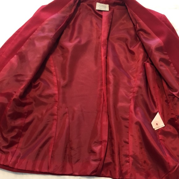Red Jacket - Picture 7 of 10
